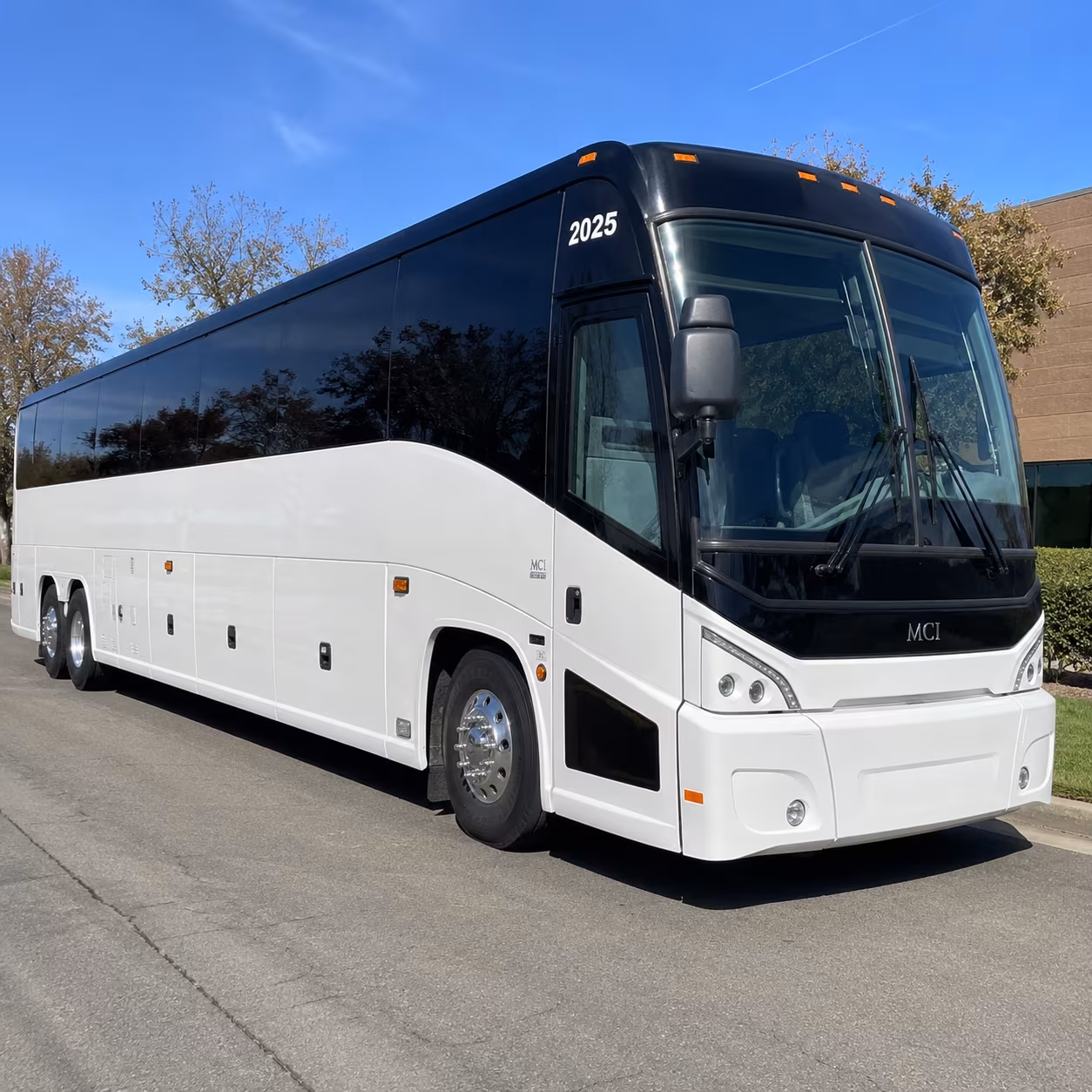 employee commuter shuttles between sugar land and houston s business districts