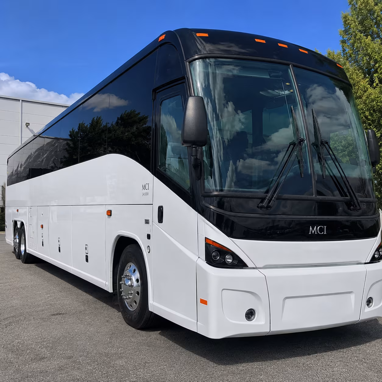 shift change shuttle services for sugar land healthcare workers